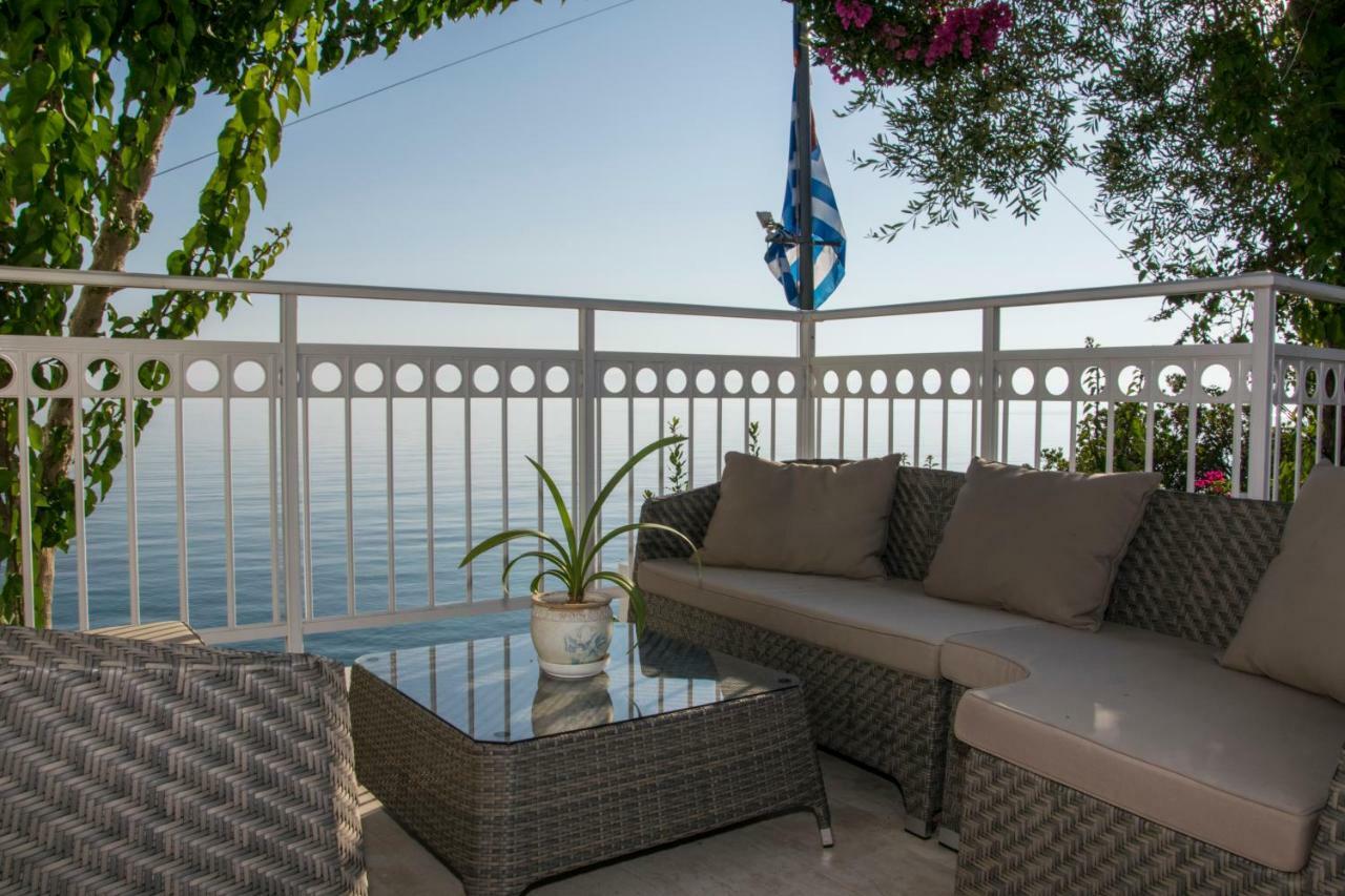 Villa Evita Mesongí Exteriér fotografie